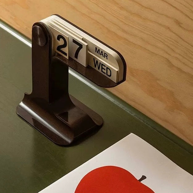 Mid-modern Perpetual Desk Calendar